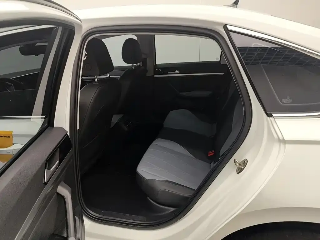 Volkswagen Lavida 2024 из CN, фото 3