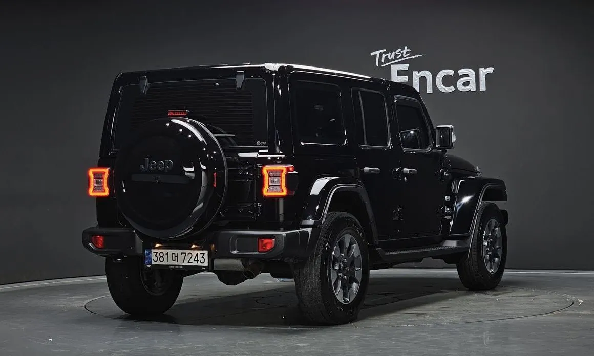 Jeep Wrangler — фото 10
