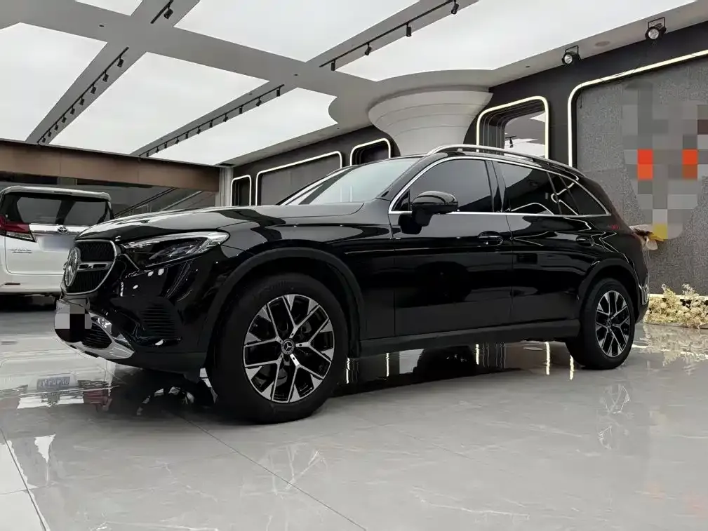 Mercedes-Benz GLC — фото 1