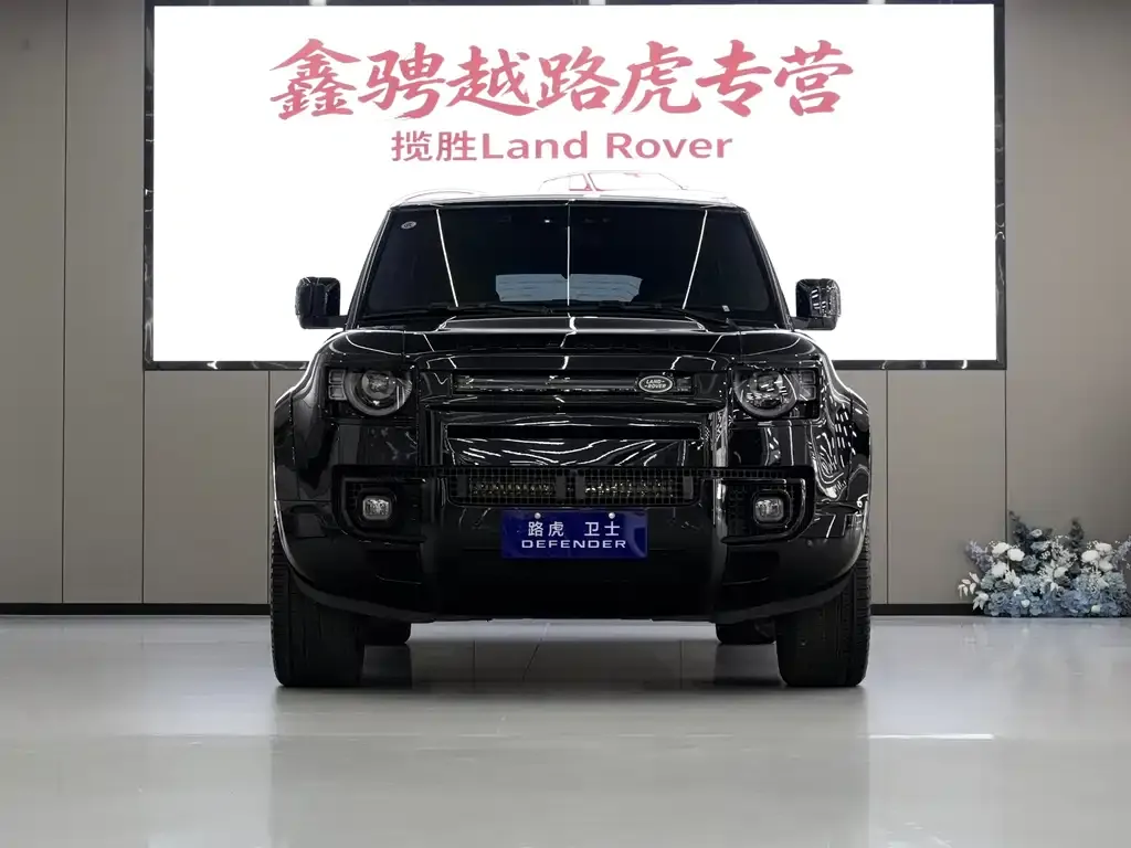 Land Rover Defender — фото 7