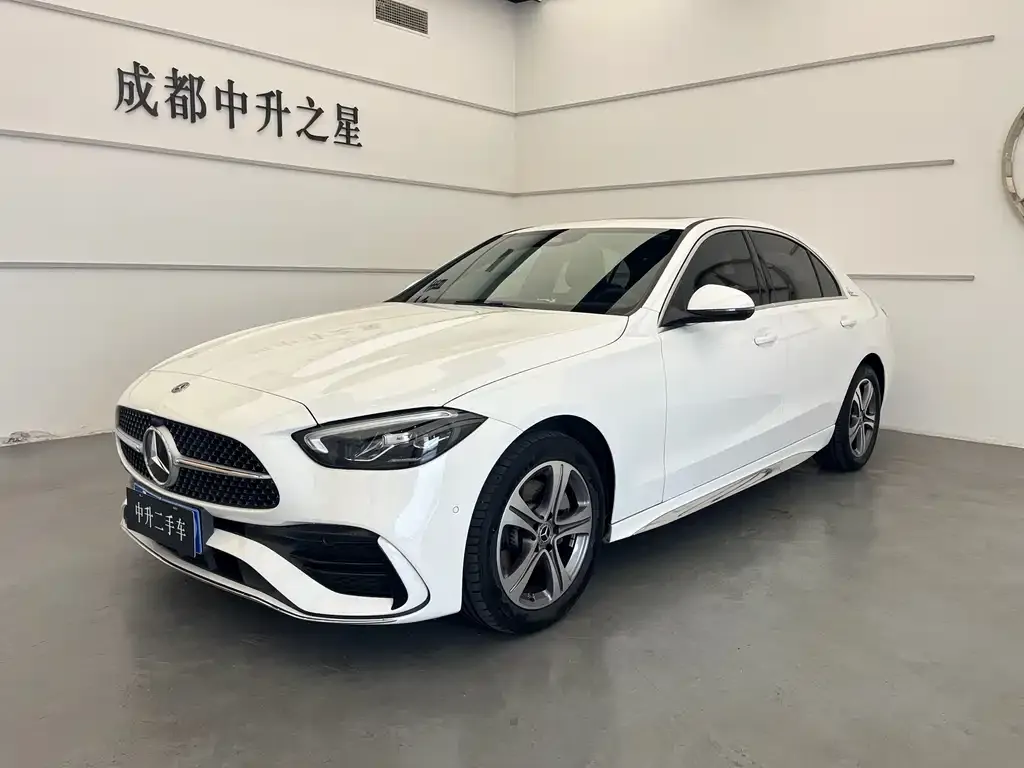 Mercedes-Benz C-Class — фото 1