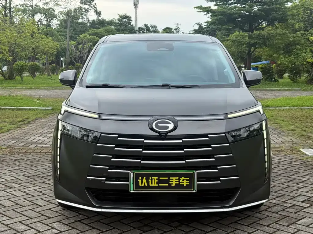 GAC Motor 传祺E8 PHEV — фото 4