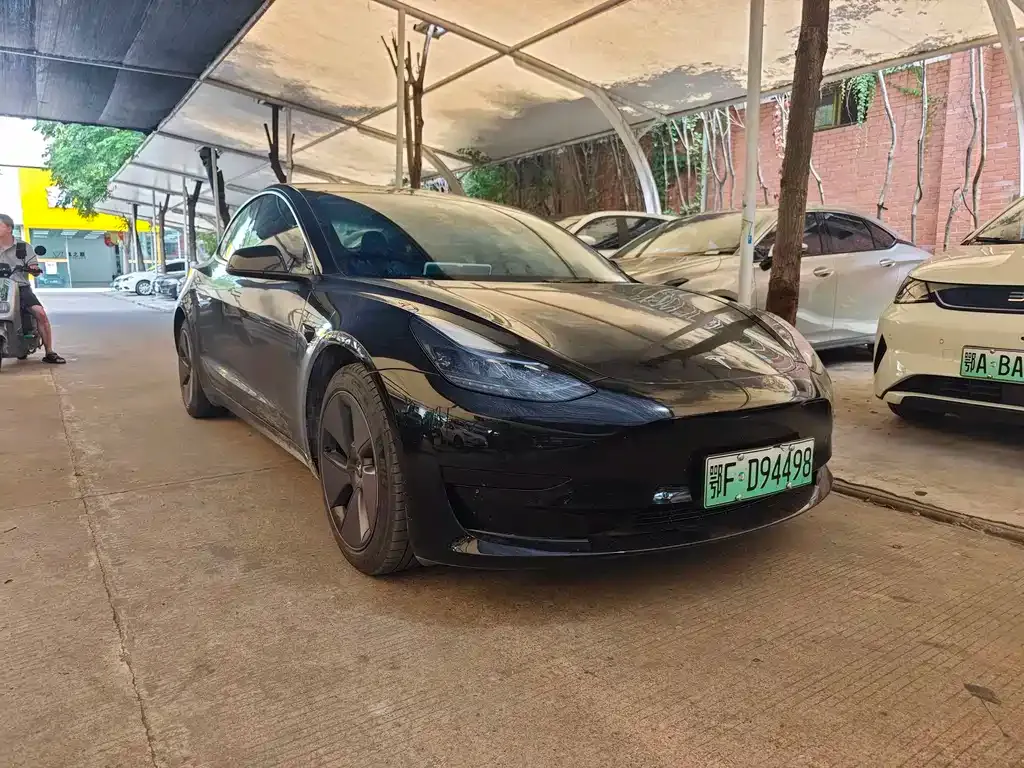 Tesla Model 3 — фото 6