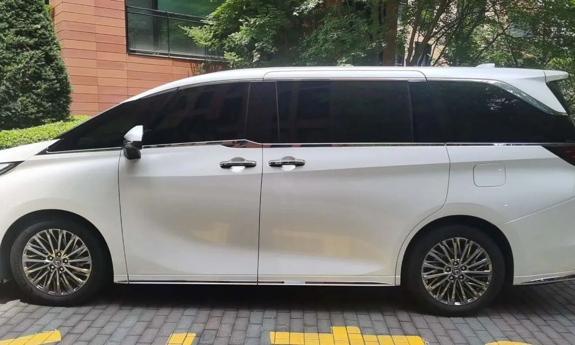 Lexus LM 2025 из KR, фото 6