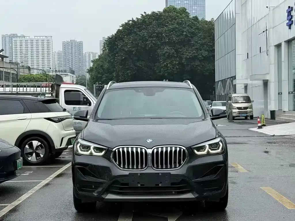 BMW X1 — фото 3