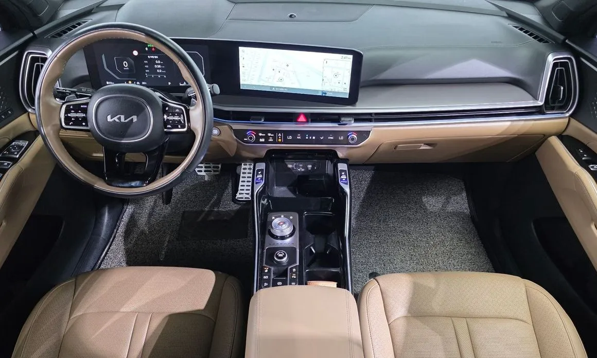 Kia Sorento — фото 10