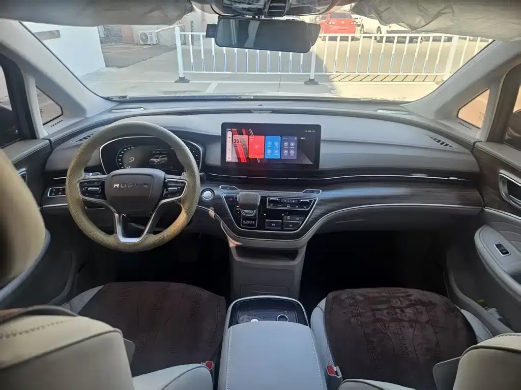 Roewe iMAX8 — фото 8