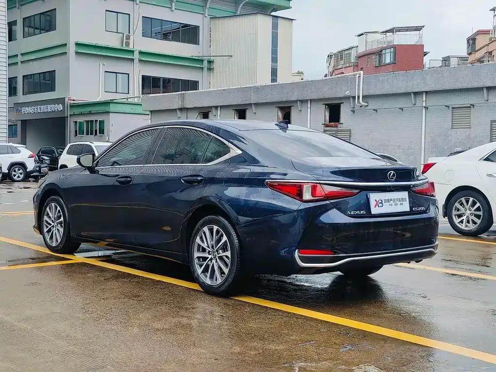 Lexus ES 2024 из CN, фото 8