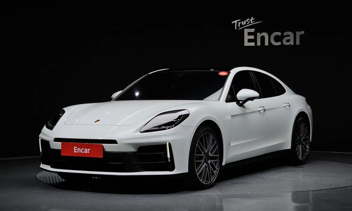 Porsche Panamera 2.9 AWD 1