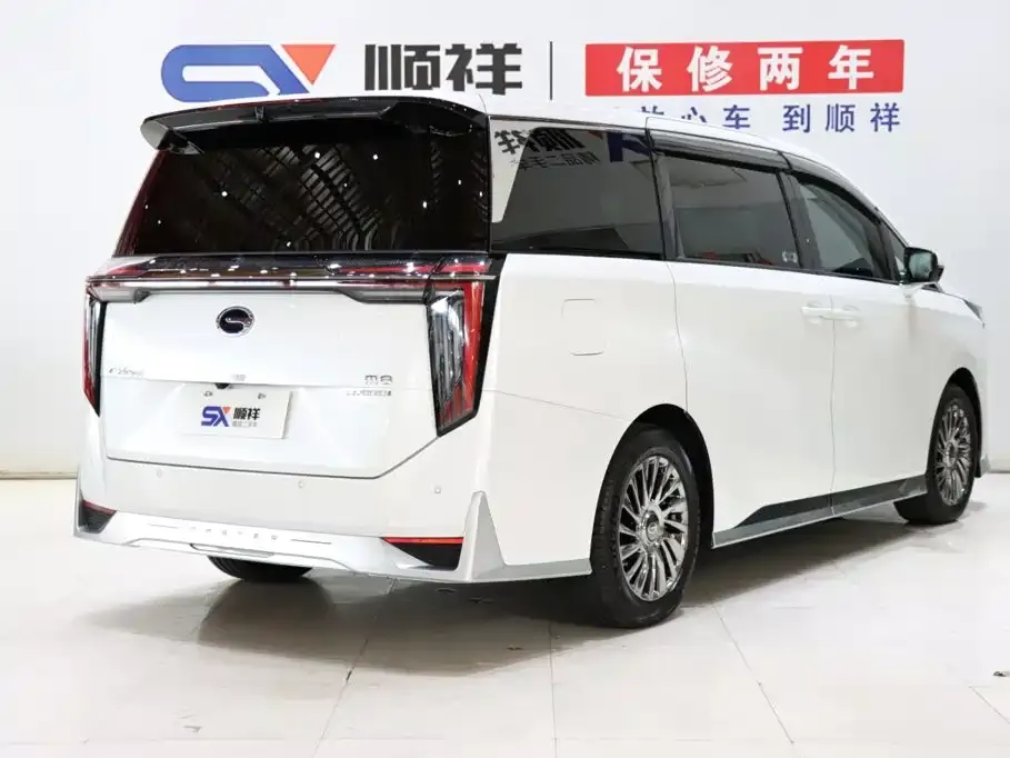 GAC Motor Trumpchi M8 — фото 3