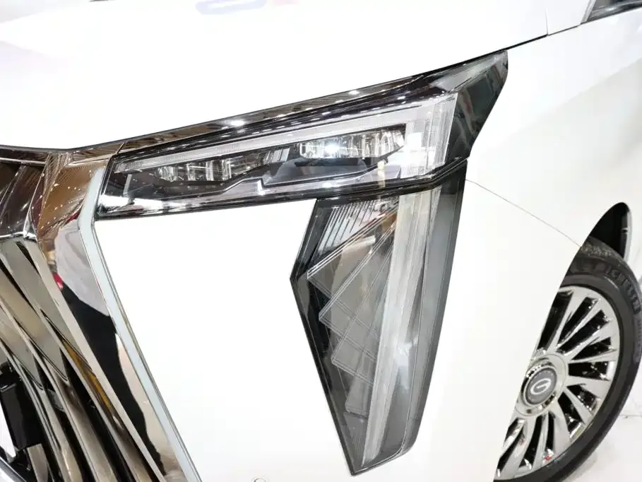 GAC Motor Trumpchi M8 — фото 7