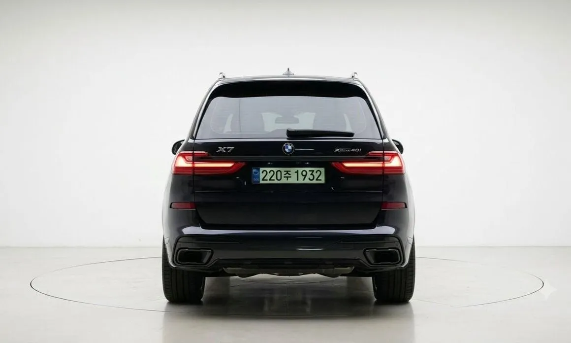 BMW X7 — фото 2