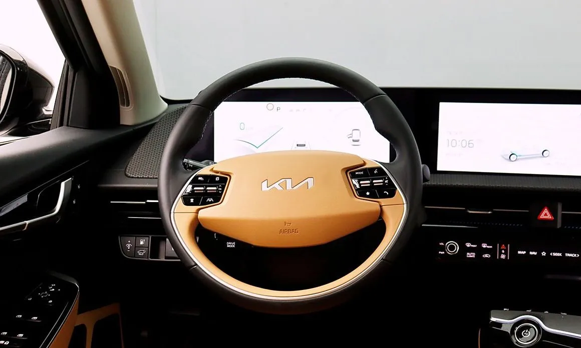 Kia EV6 — фото 8