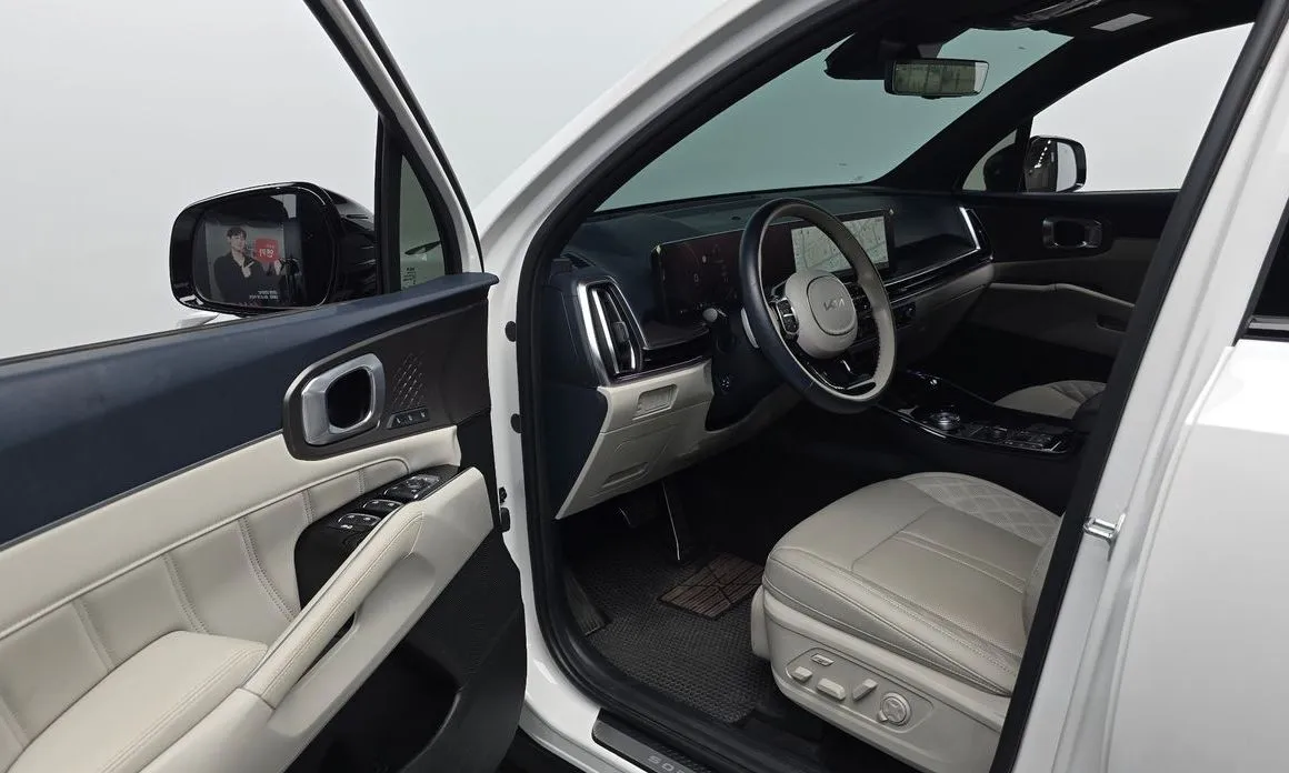 Kia Sorento — фото 8