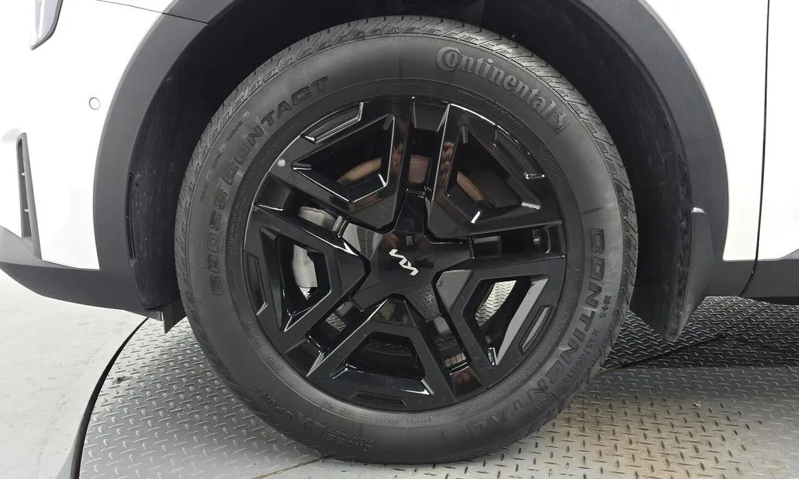Kia Sorento — фото 4