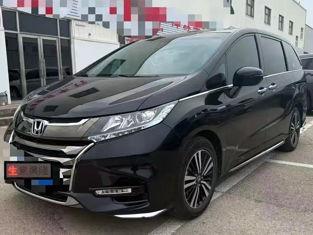 Honda Odyssey — фото 1