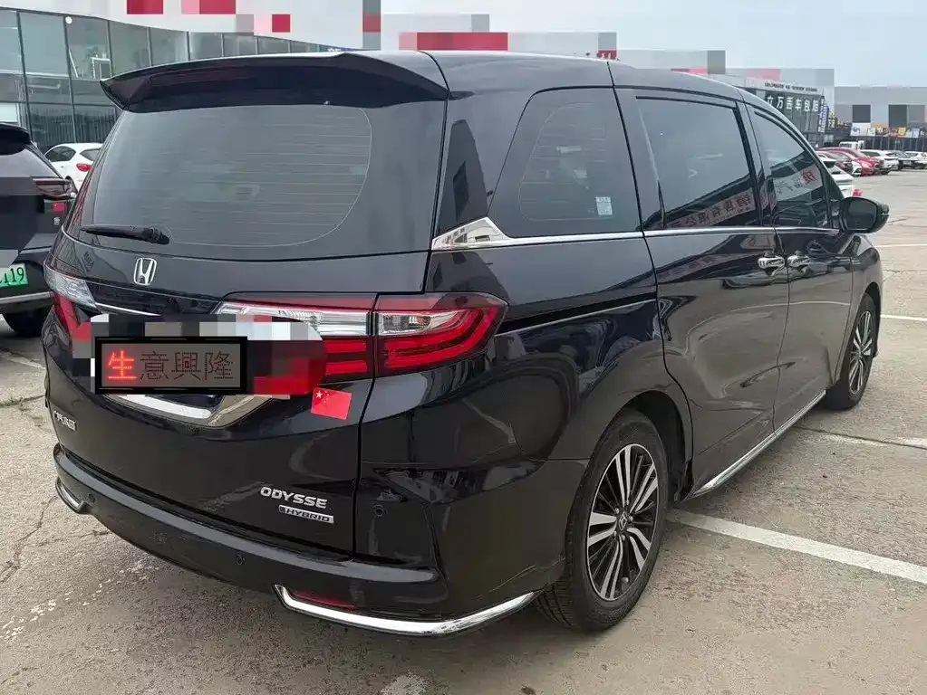 Honda Odyssey — фото 5