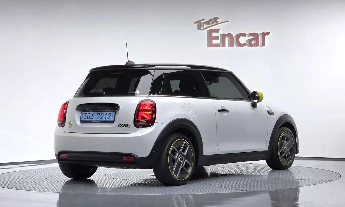 Mini Cooper 2024 из KR, фото 3