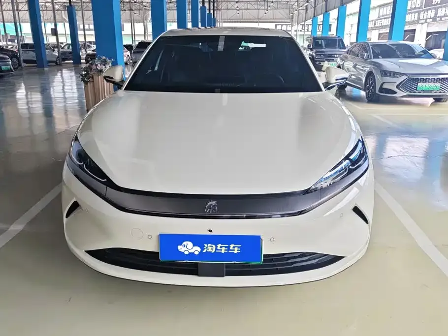 BYD Qin L — фото 10