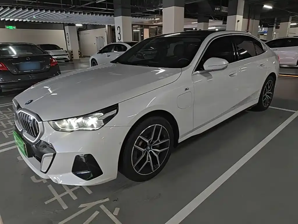 BMW i5 2024 из CN, фото 10