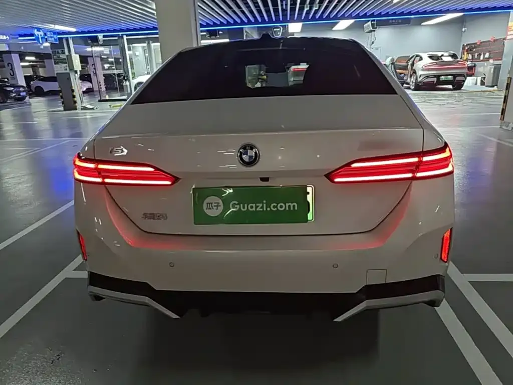 BMW i5 2024 из CN, фото 9