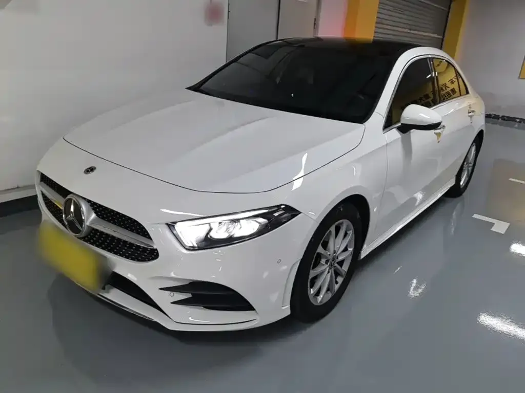 Mercedes-Benz A-Class — фото 1