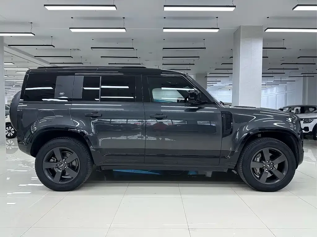 Land Rover Defender — фото 5