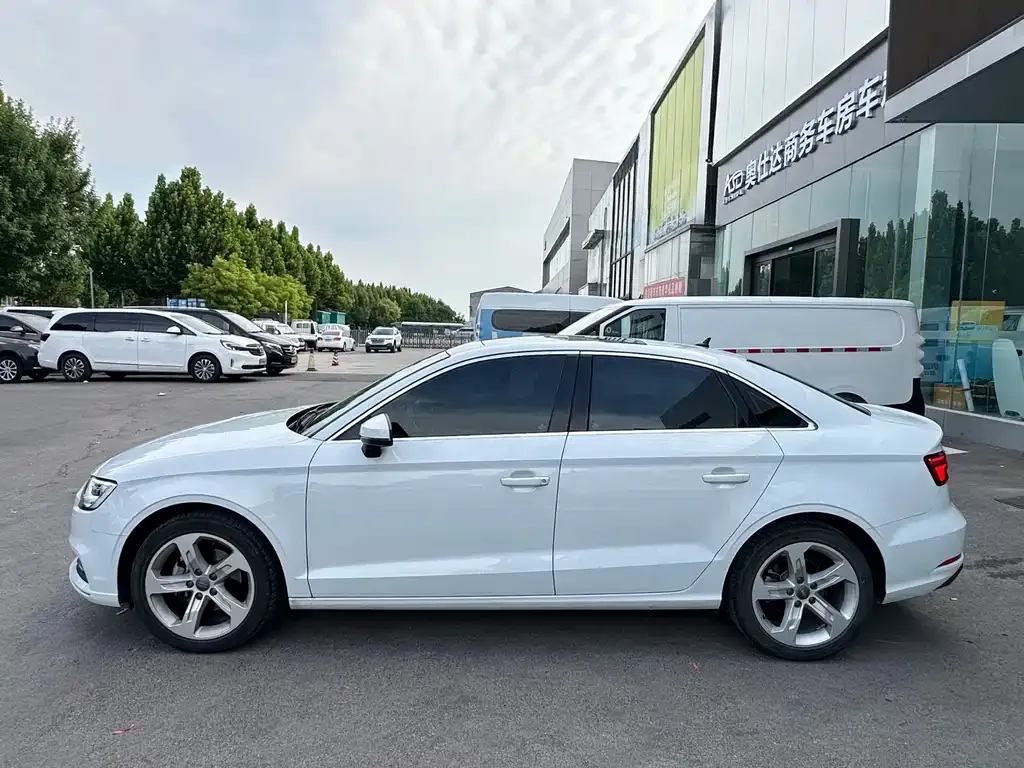 Audi A3 — фото 6