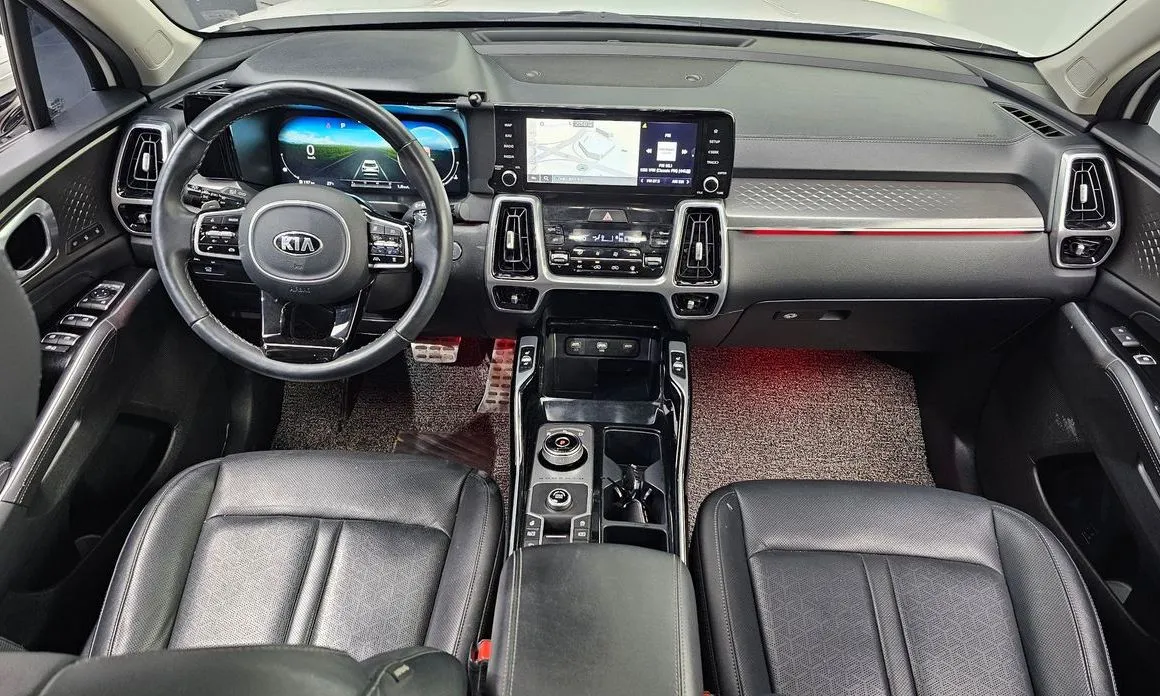 Kia Sorento — фото 9