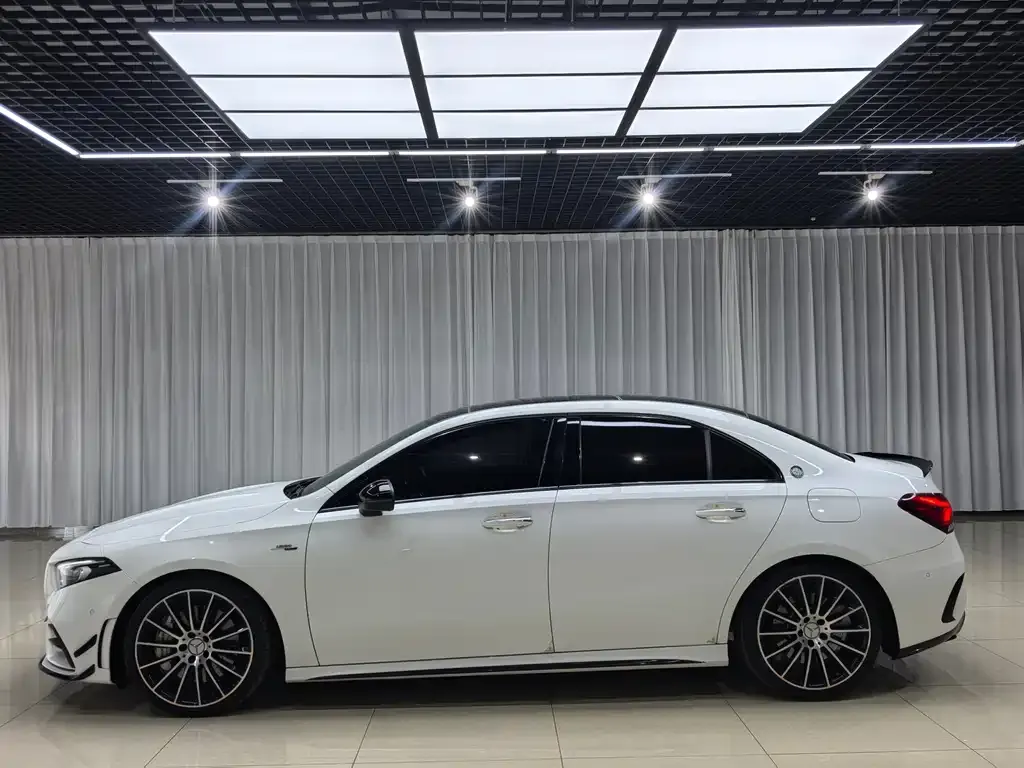 Mercedes-Benz A-Class AMG 2023 из CN, фото 8