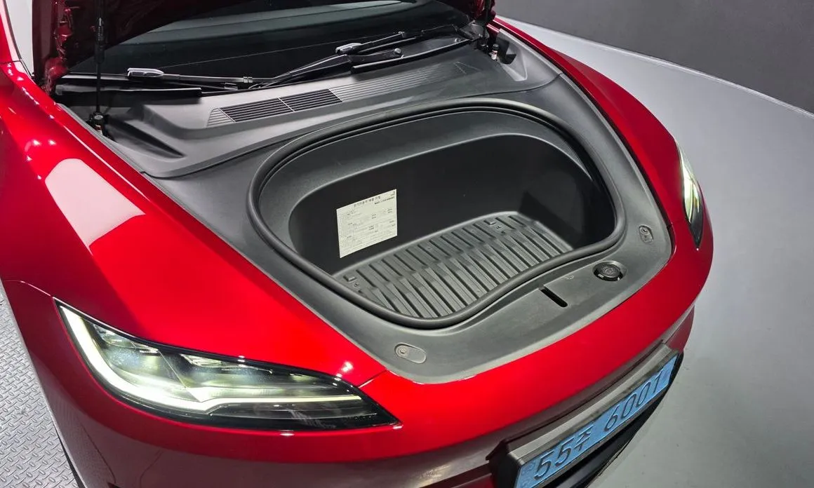 Tesla Model 3 2024 из KR, фото 8