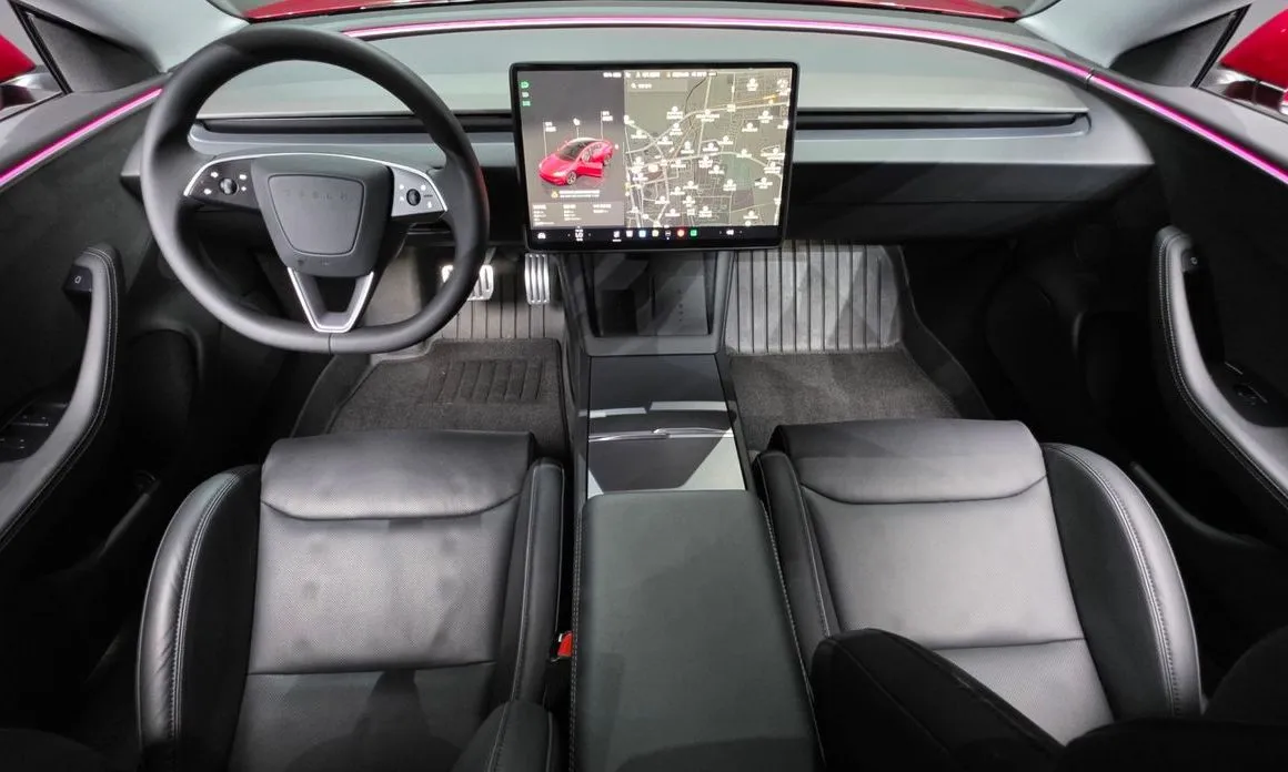 Tesla Model 3 2024 из KR, фото 5