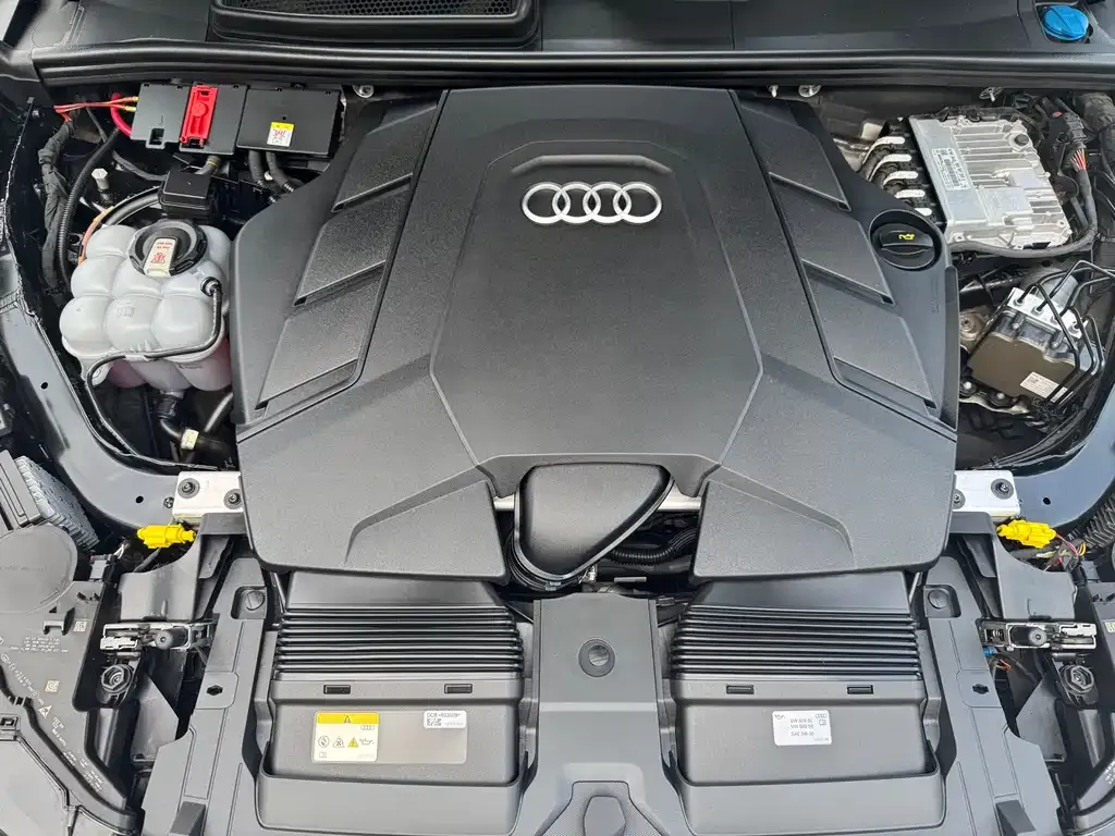 Audi Q7 — фото 3