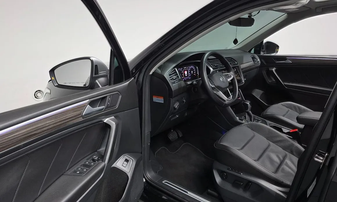 Volkswagen Tiguan — фото 4