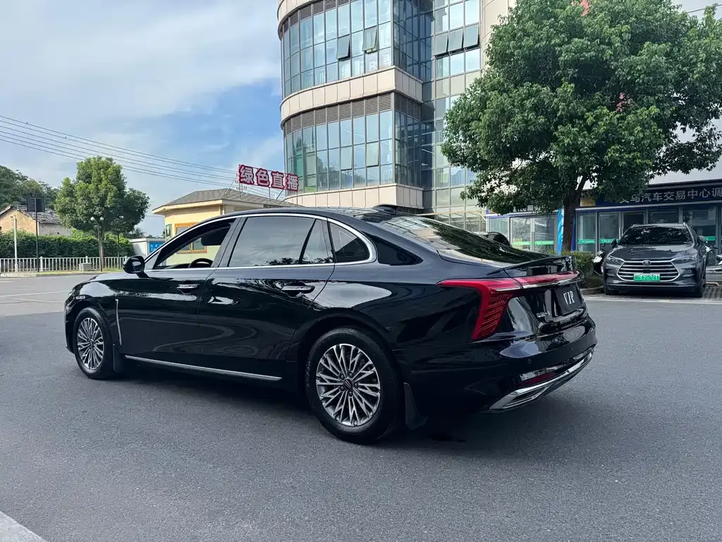 Hongqi H5 — фото 8