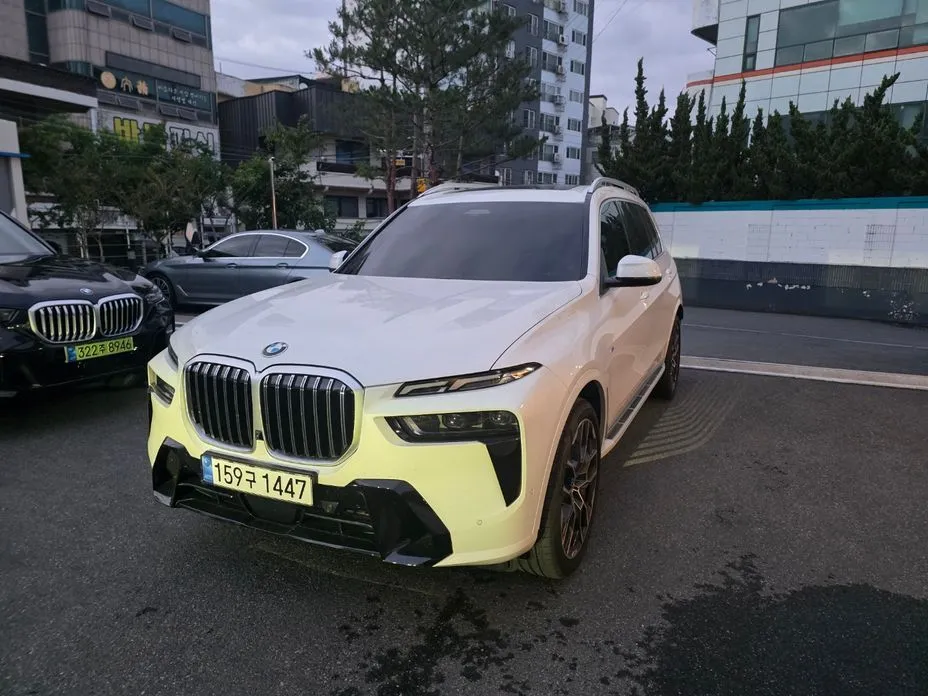 BMW X7 — фото 2