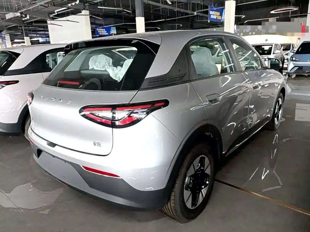 Geely Starburst — фото 7