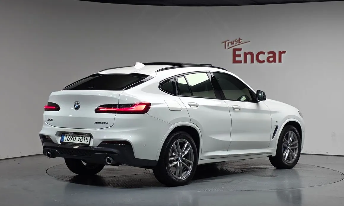 BMW X4 — фото 4