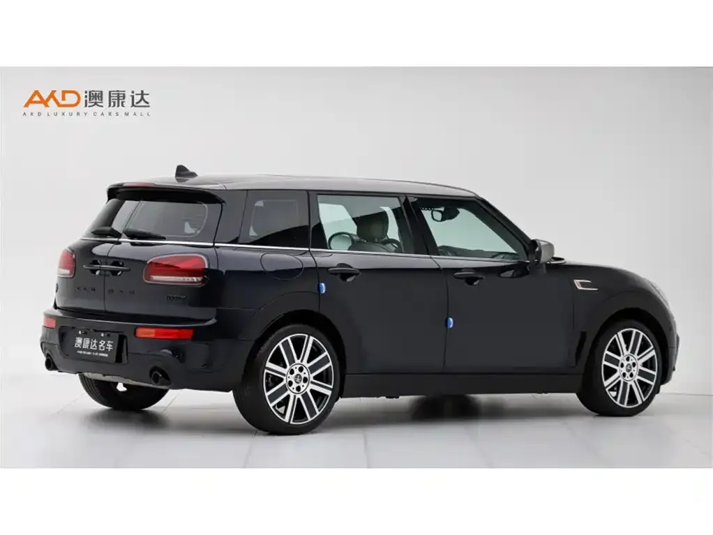 MINI Clubman — фото 8