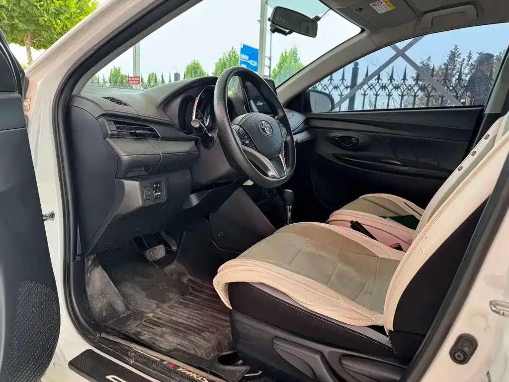 Toyota Yaris L 2022 из CN, фото 6