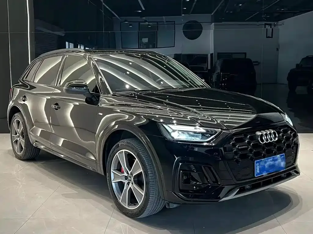 Audi Q5L — фото 4