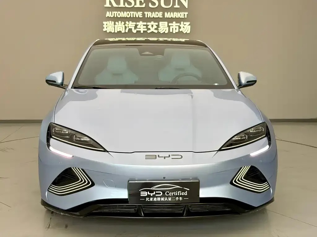 BYD Seal — фото 4