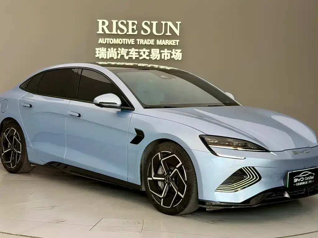 BYD Seal — фото 2