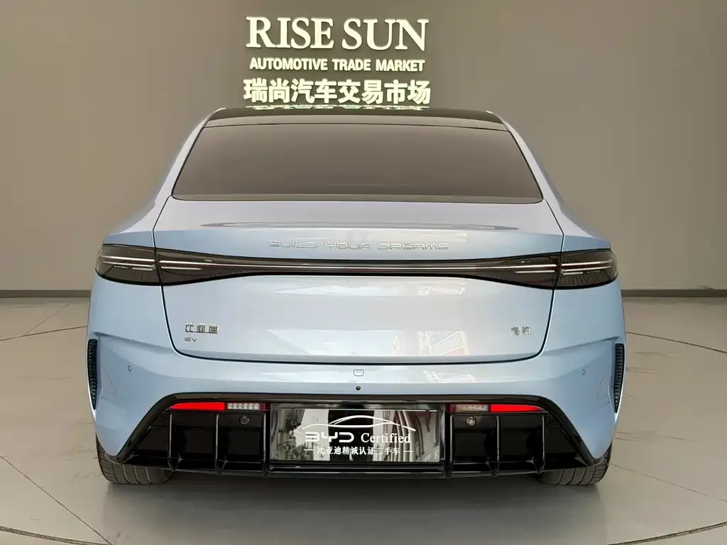 BYD Seal — фото 7