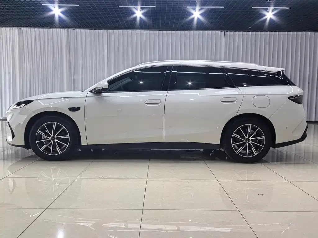 BYD Seal 06 DM-i Touring Edition — фото 3