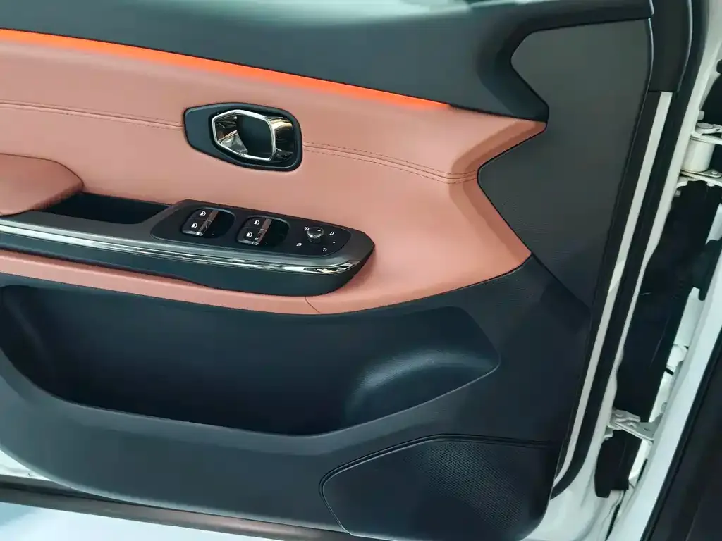 NIO EC6 — фото 3