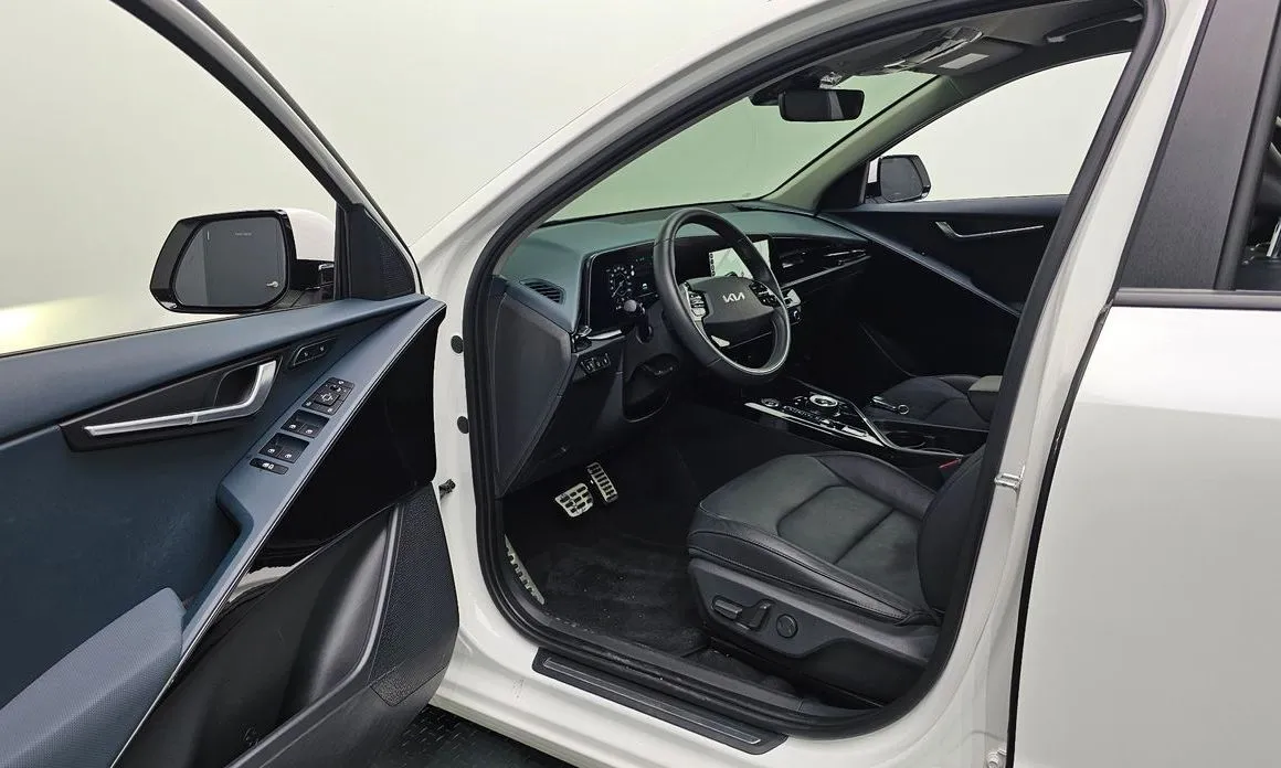 Kia Niro 2024 из KR, фото 2