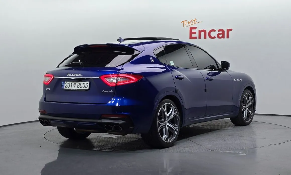 Maserati Levante — фото 4