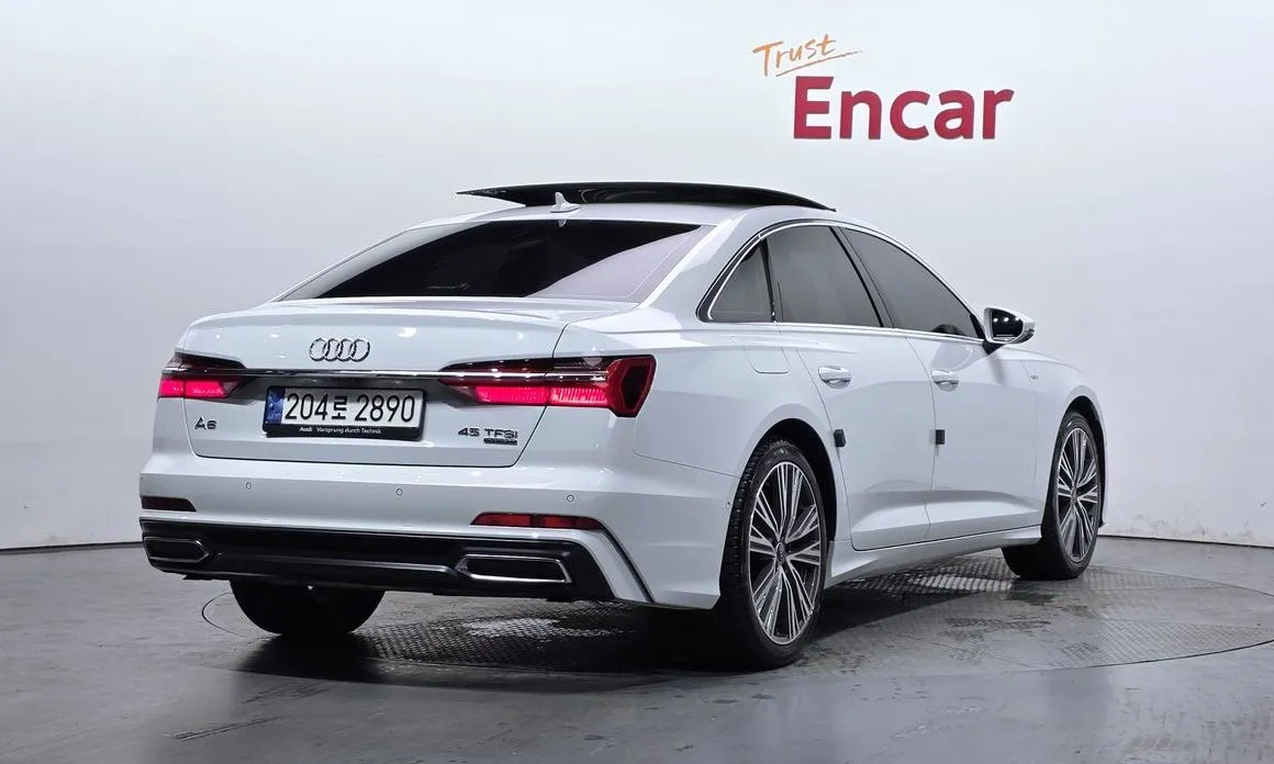 Audi A6 — фото 2
