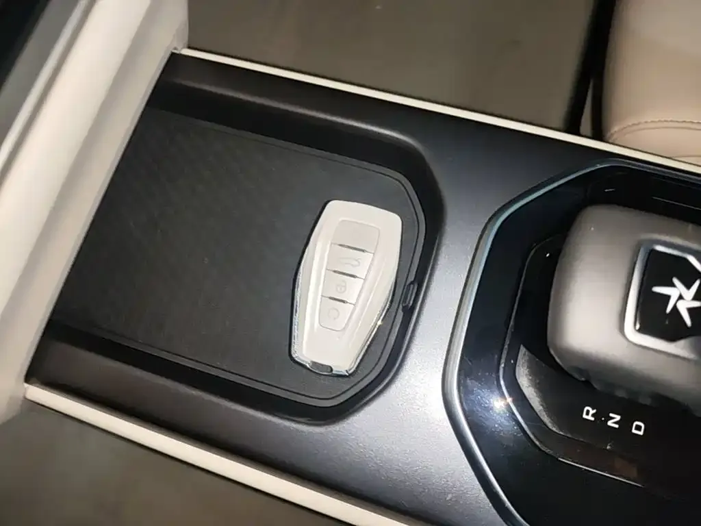 Geely Icon 2023 из CN, фото 8